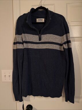 4/$15 Urban Pipeline Men's Navy Quarter-Zip Sweater with Gray Stripes